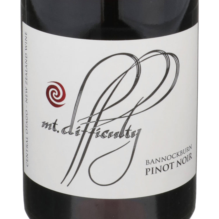 Mt. Difficulty Pinot Noir Bannockburn 2021 - 750ML