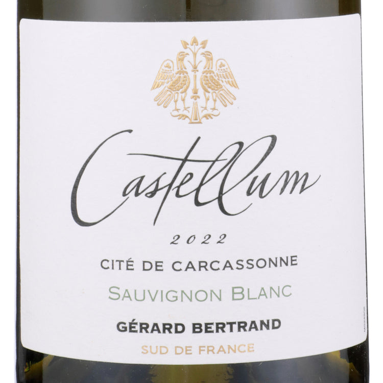 Gerard Bertrand Cite De Carcassonne Blanc Castellum 2022 Wood Box - 750ML