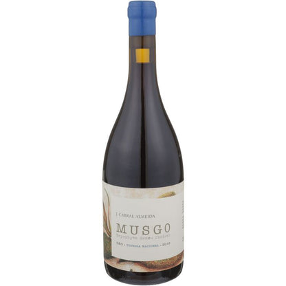 J. Cabral Almeida Dao Tinto Musgo Touriga Nacional 2019 - 750ML