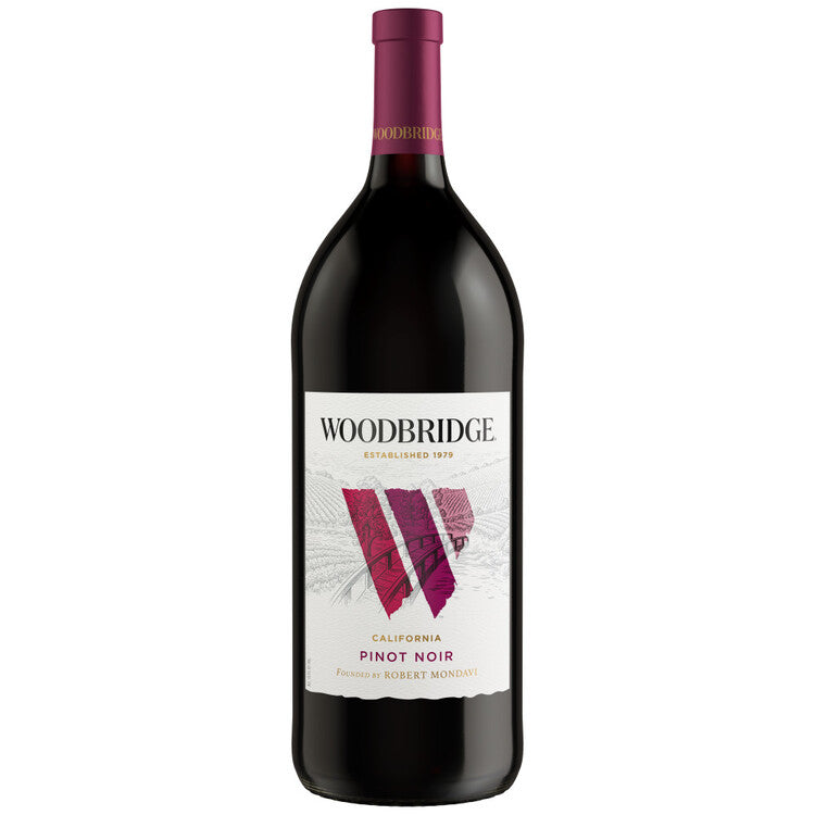 Woodbridge Pinot Noir California - 1.5L - Front