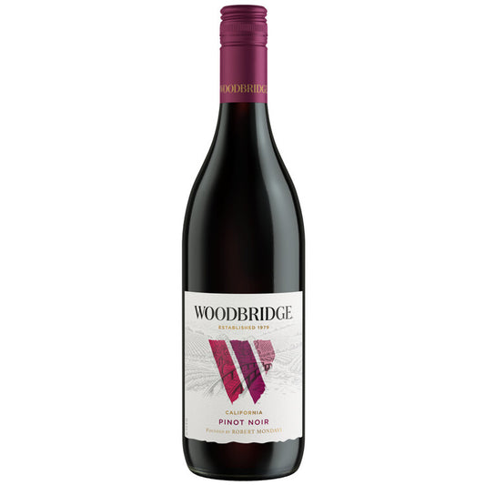 Woodbridge Pinot Noir California - 750ML - Front