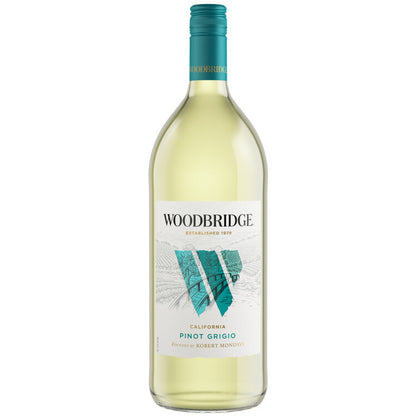Woodbridge Pinot Grigio California - 1.5L - Front