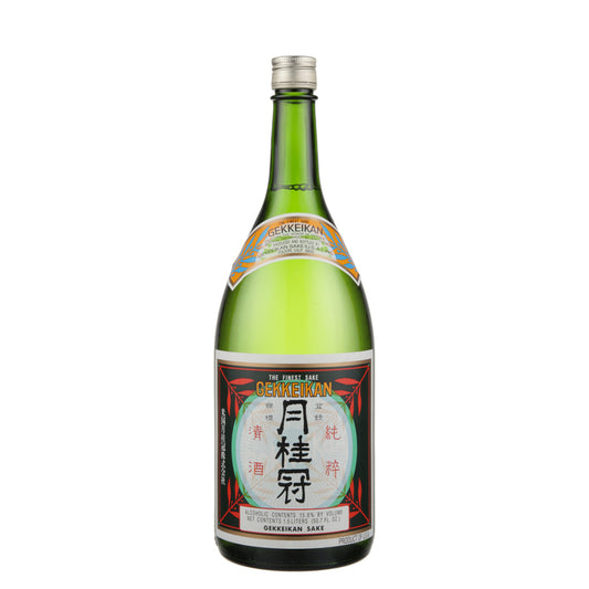 Gekkeikan Junmai Sake - 1.5L - Front