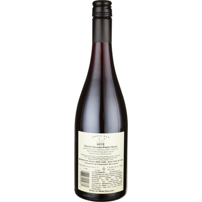 Goose Bay Pinot Noir East Coast - 750ML